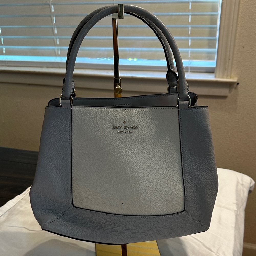 Kate Spade Two-Tone Shoulder Bag in Gray and White